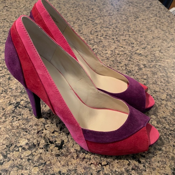 Color block suede pumps - Picture 4 of 4